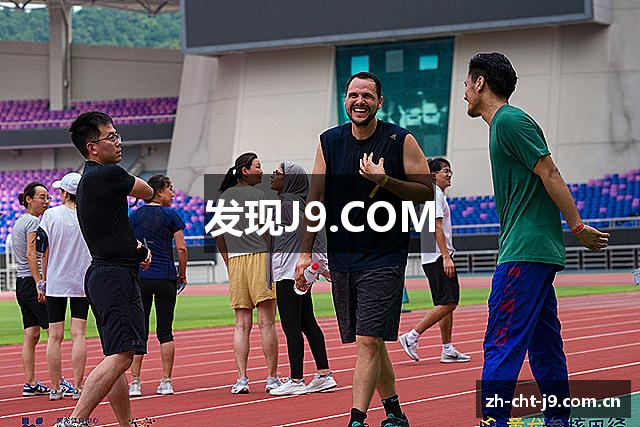 发现J9.COM